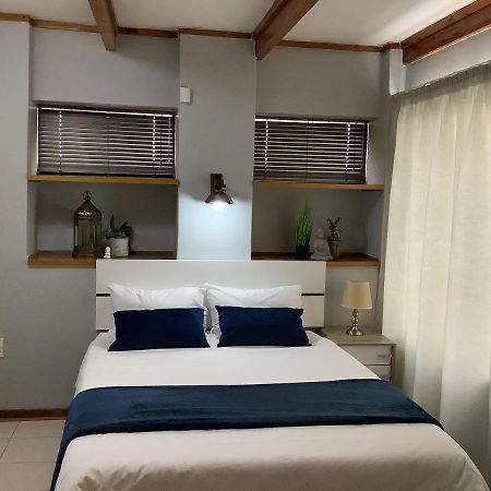Impala Suite -Entire Unit- 2 Bedroom With 1 Ensuite Bathroom Ladysmith Ngoại thất bức ảnh